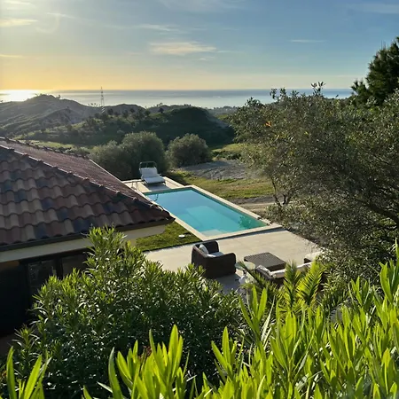 La Perla - With Private Pool And Sea View *